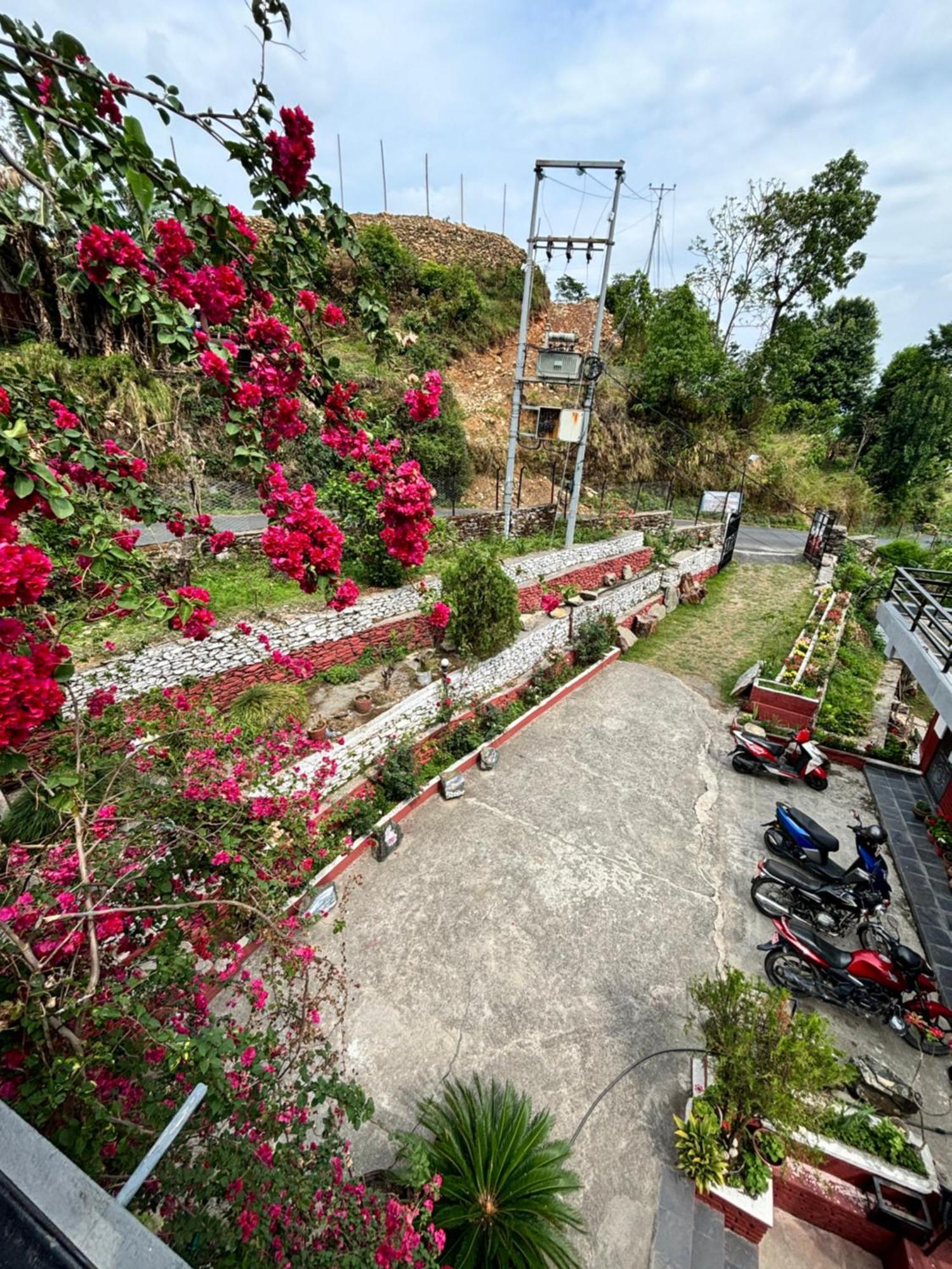 Siddhartha Garden Ayurveda Hotel Pokhara Exterior foto