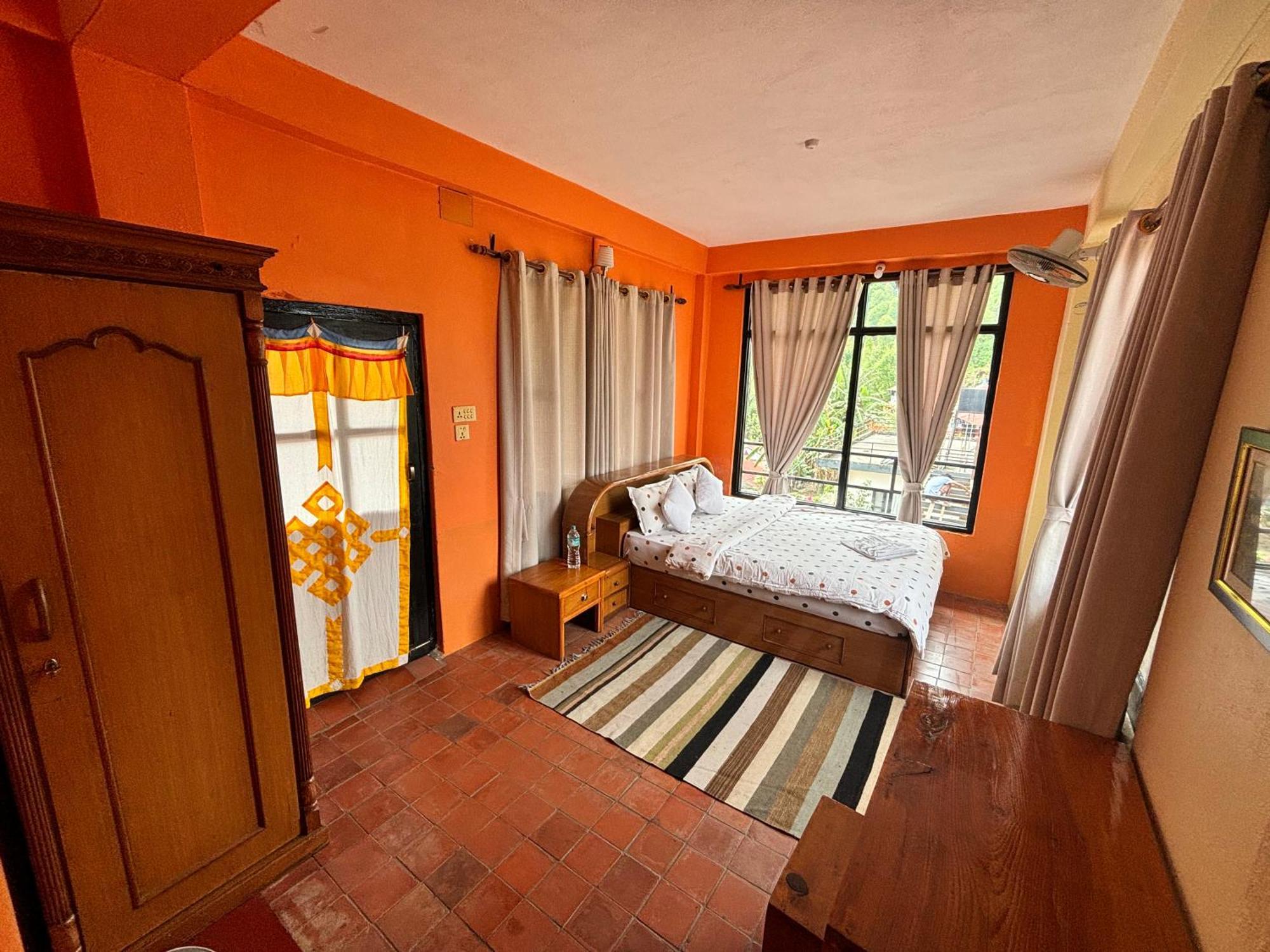 Siddhartha Garden Ayurveda Hotel Pokhara Exterior foto